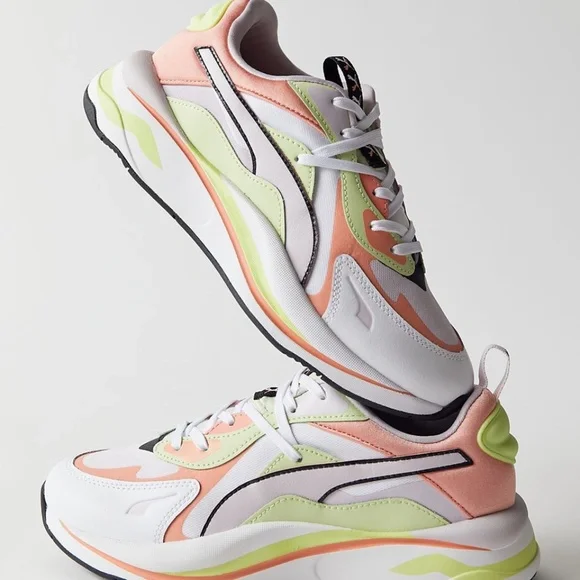 NEW Puma RS-Curve Mismatch Shoes in Fog Peach sz 6 - Picture 4 of 4